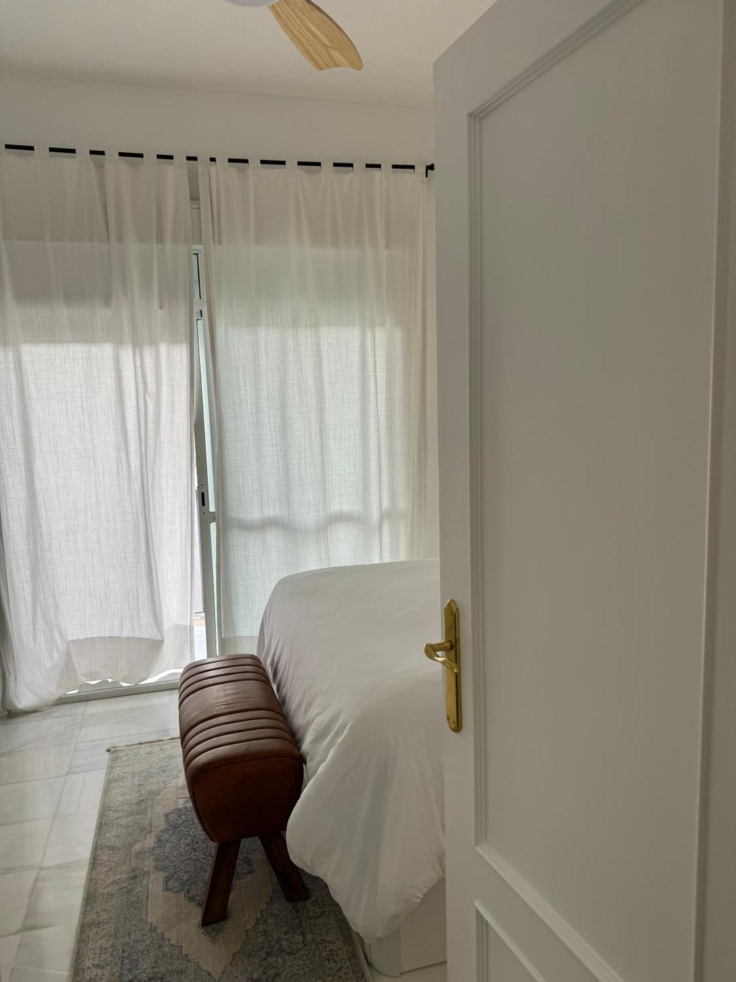 Вилла Casa Boutique Plaza De Armas -Townhouse- Севилья Экстерьер фото